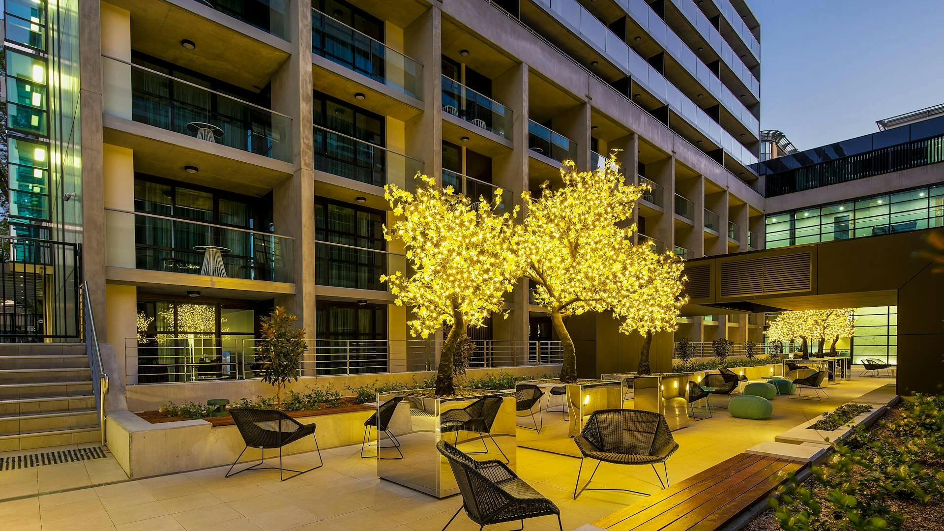 avenue hotel
