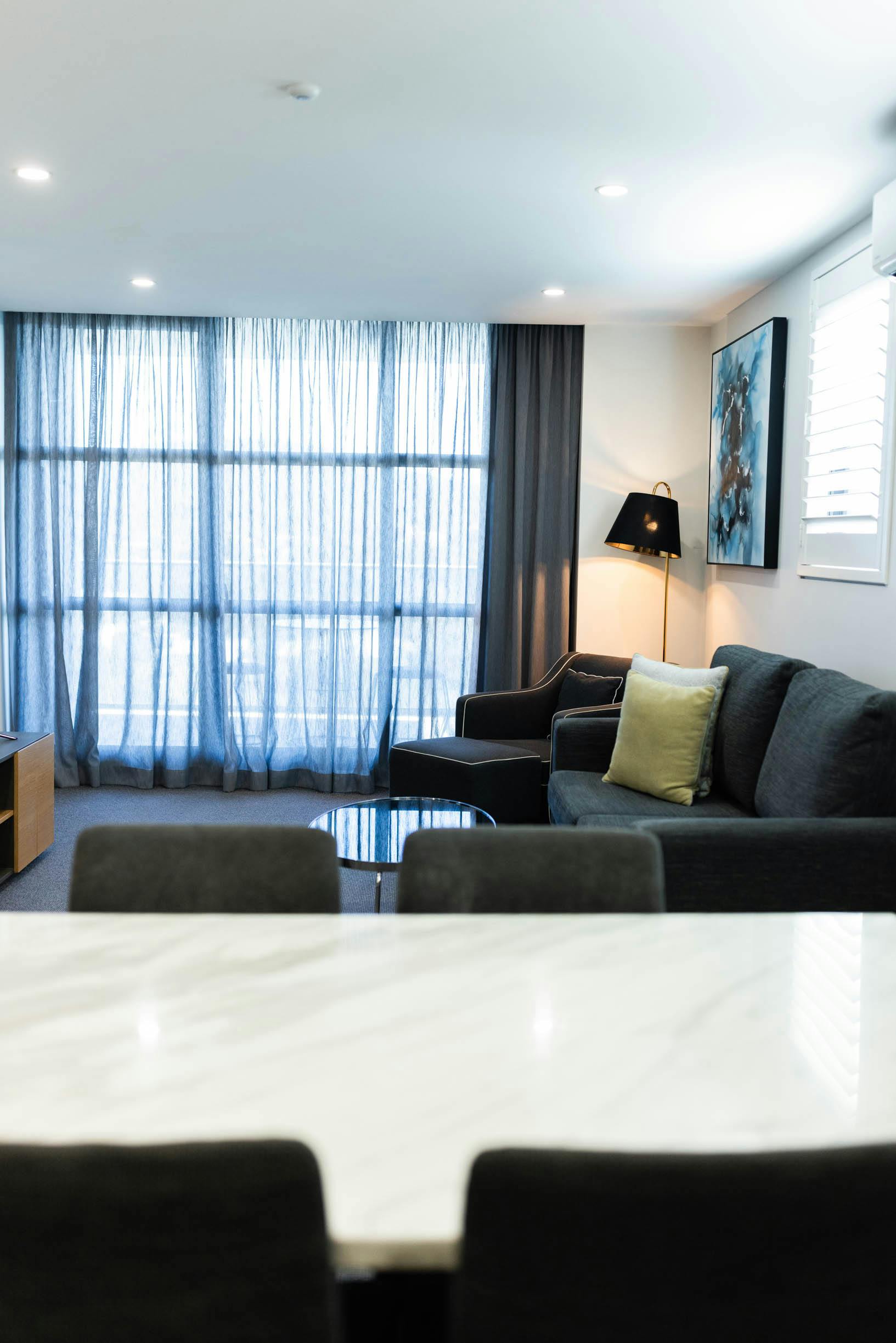 Avenue Hotel Canberra room